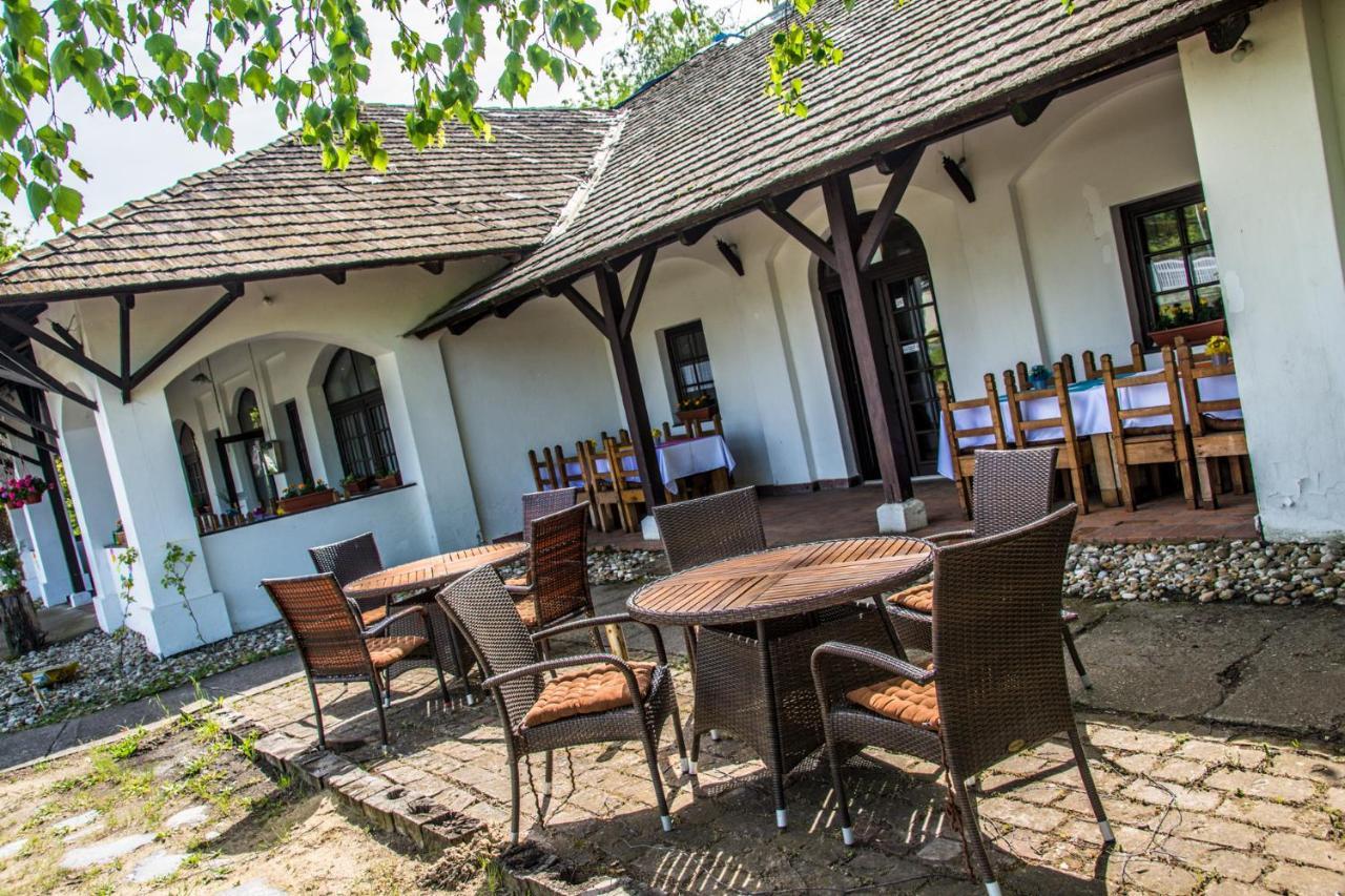 Hotel Bohém Birtok és Csárda Zamárdi Exterior foto